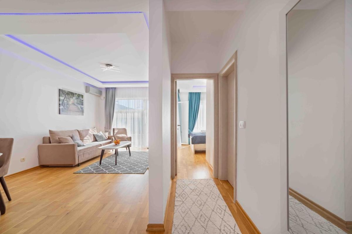 Apartament Aurora 4 With Parking